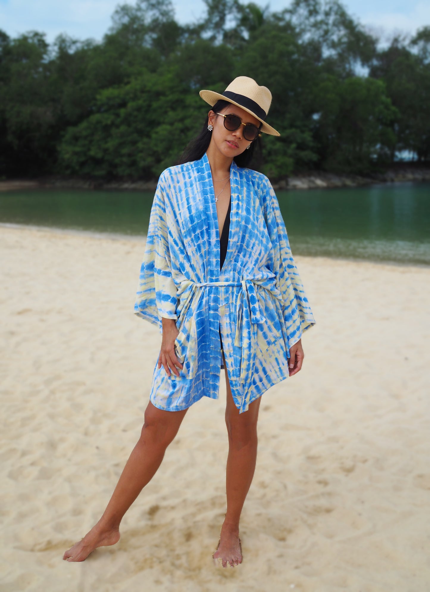 
                  
                    blue, hand dye, tie dye, bali, kimono, beach wear, resort wear, boho, shopbaebeeboo, baebeeboo
                  
                