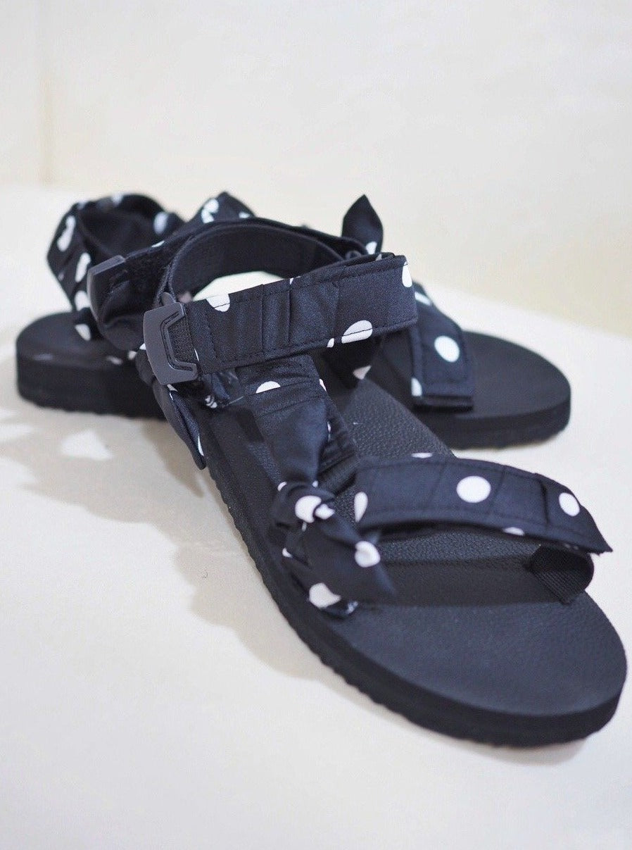 
                  
                    Polka Dotty JaeDals
                  
                